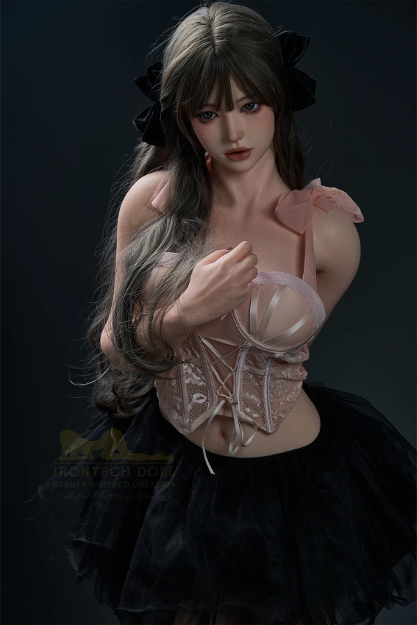 Irontech Dolls koreanische Mädchen-Gruppensexpuppe: Dancer Evie 158 cm – Testbericht – Beweglicher Kiefer, realistische Haut und kostenloses Outfit