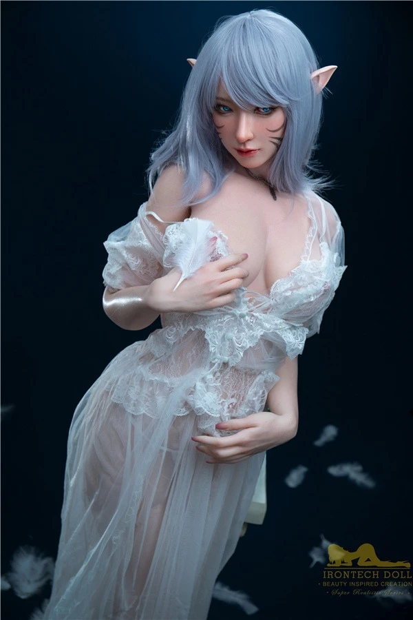 Irontech Doll präsentiert die bezaubernde Mystic Elf Sexpuppe Candy mit 166 cm
