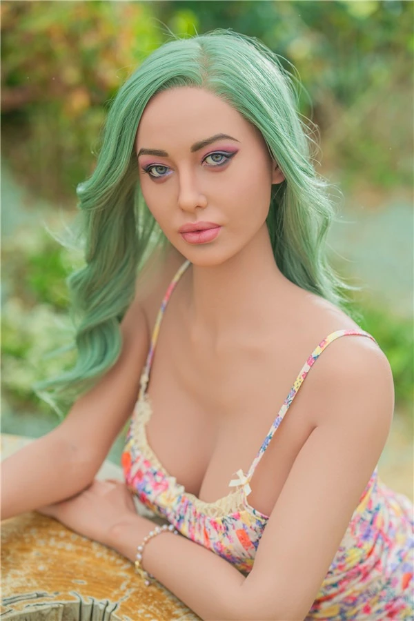 Zelex Doll Review – Atemberaubend realistische Sexpuppe Mae für Erwachsene mit 170 cm aus Silikon