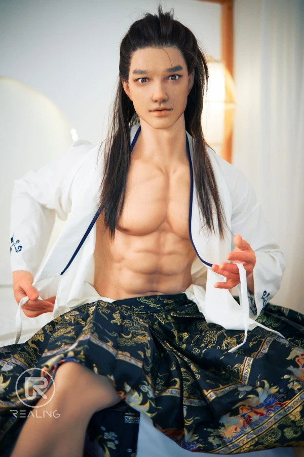 Realing Doll Everly 180 cm – ein majestätisches und stilvolles Erlebnis mit einer männlichen Sexpuppe aus Silikon