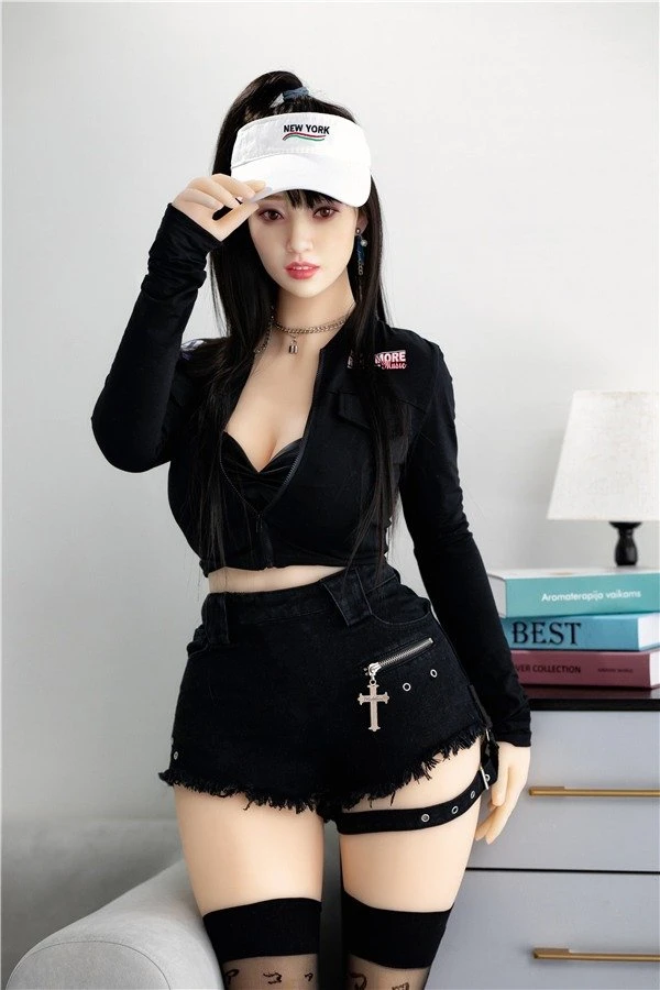 6YE Doll Tiffany 161cm Realistische asiatische chinesische Silikonkopf Sexpuppe Bewertung