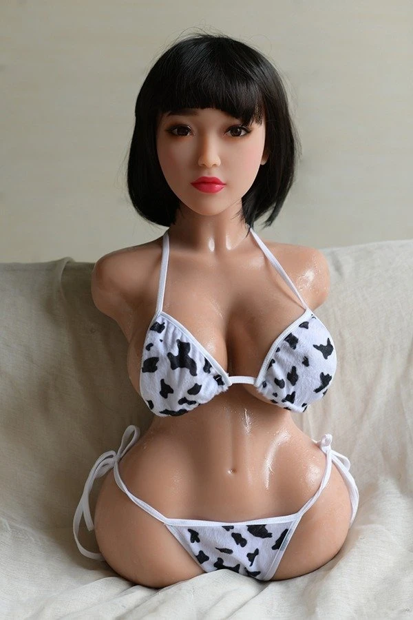 6YE Doll präsentiert Kinley Torso – 66 cm große sinnliche Sexpuppe