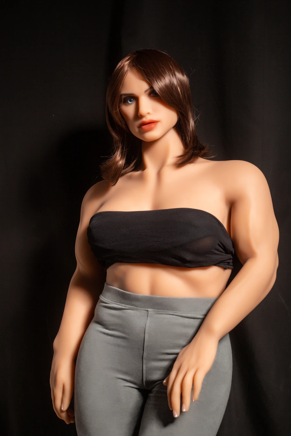 Superrealistische, hochwertige, muskulöse Sexpuppe Yareli 152 cm Bewertung