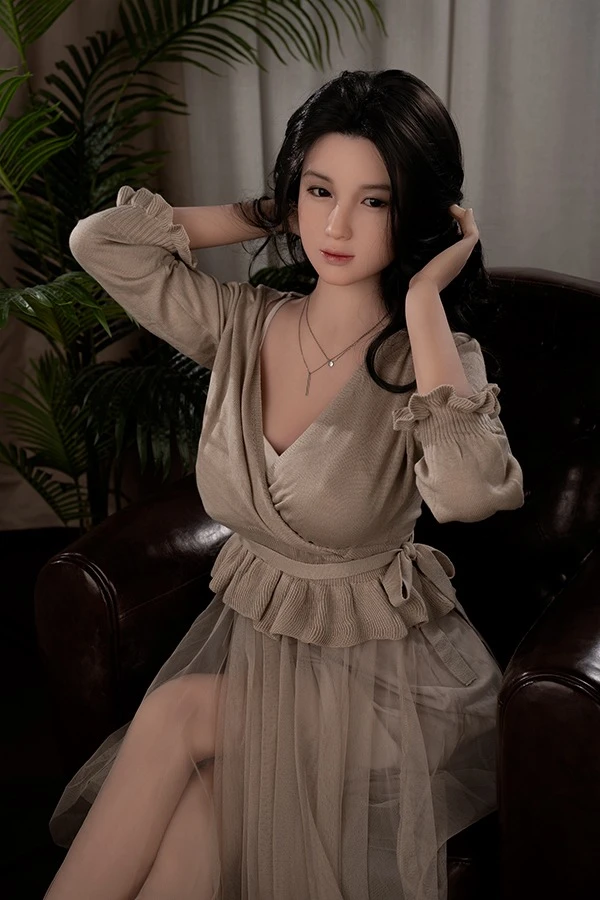 AXB Doll Schwarze Haare Asiatische Chinesische Liebespuppe 166cm mit Silikonkopf