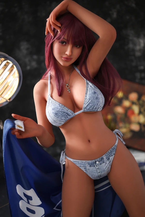 Sonderangebot: Realistische lächelnde Sexpuppe Willa – 159 cm groß