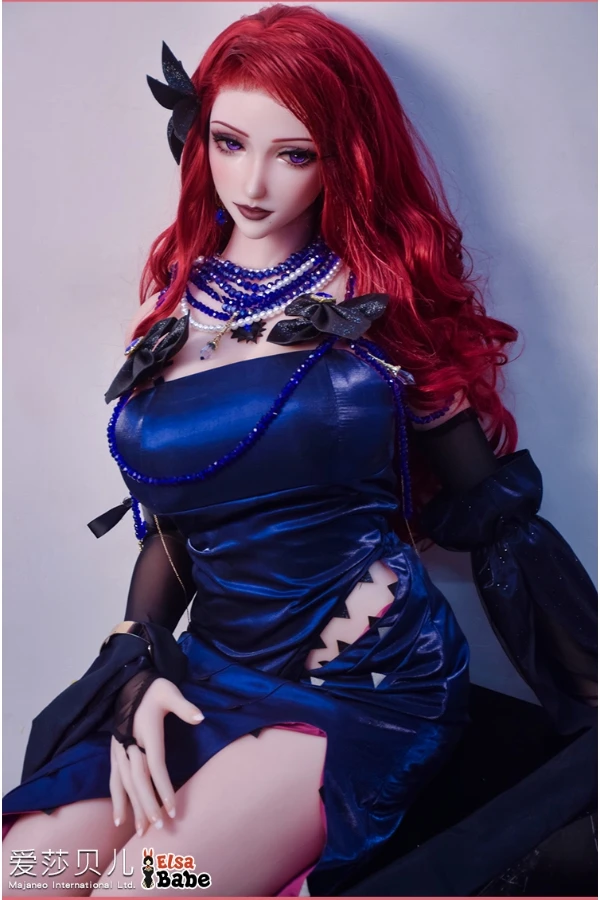 Rezension: Elsa Babes atemberaubende 165 cm große rothaarige Dämonenpuppe Kikukawa Rei