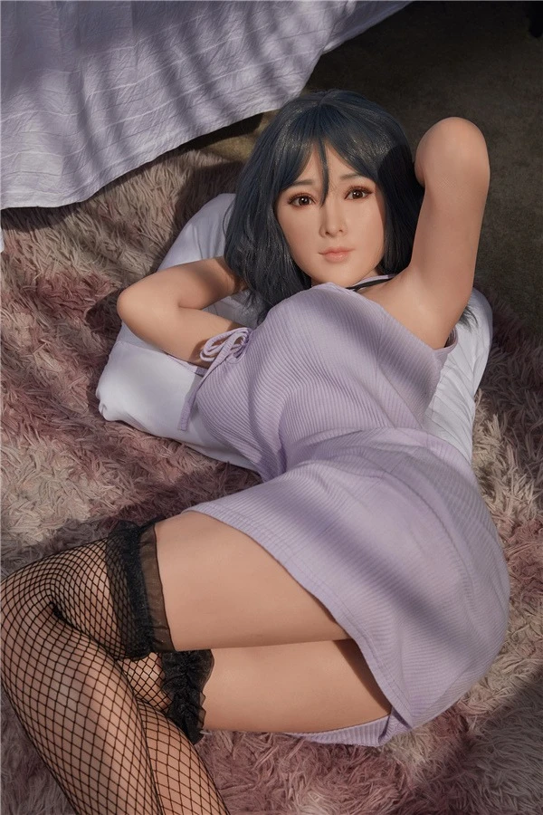 Ausführlicher Testbericht der CST Doll Elle – Premium 150 cm asiatisch-japanische Sexpuppe