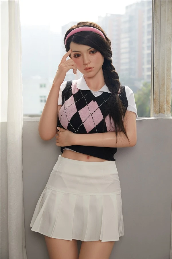 CST Doll präsentiert Mckenna 160 cm – ein atemberaubend realistisches Sexpuppen-Erlebnis
