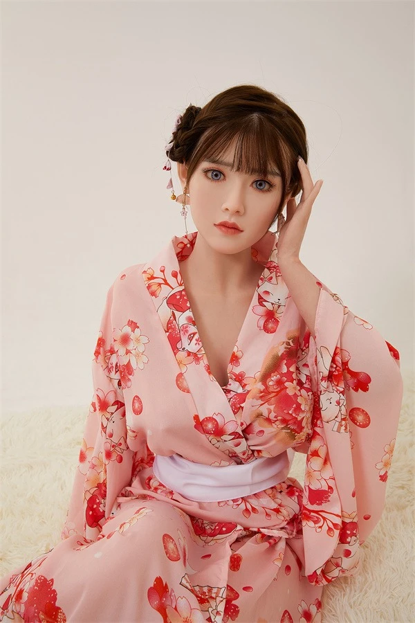 CST Doll Lebensgroße japanische Kimono-Sexpuppe Georgia 143 cm Bewertung