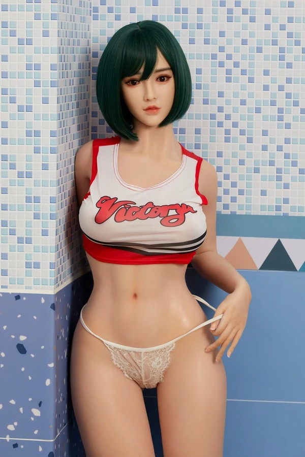 CST Doll Naya 160 cm – Ein ausführlicher Testbericht der ultrarealistischen Vollsilikon-Sexpuppe