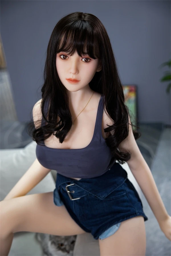 DIMU DOLL präsentiert Zuri 168 cm – Die ultimativ realistische japanische Silikon-Sexpuppe