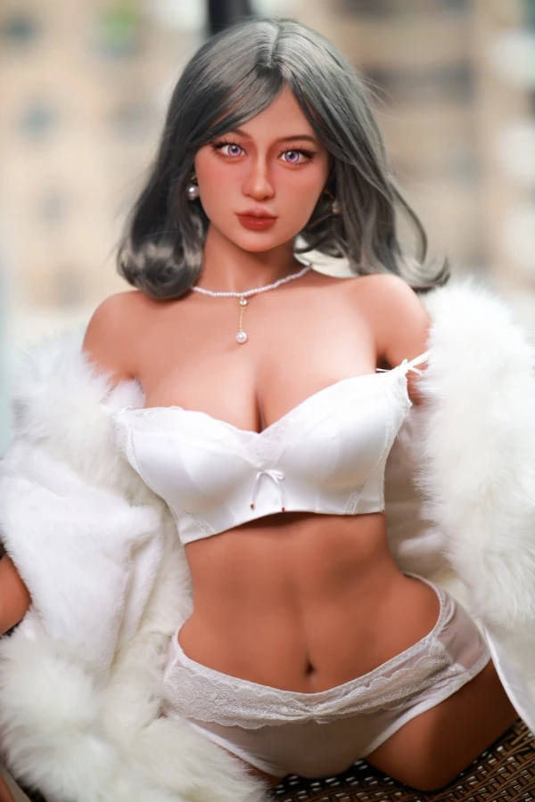 Realistischer 80cm Kurzhaar-Sexpuppentorso Honey im Test