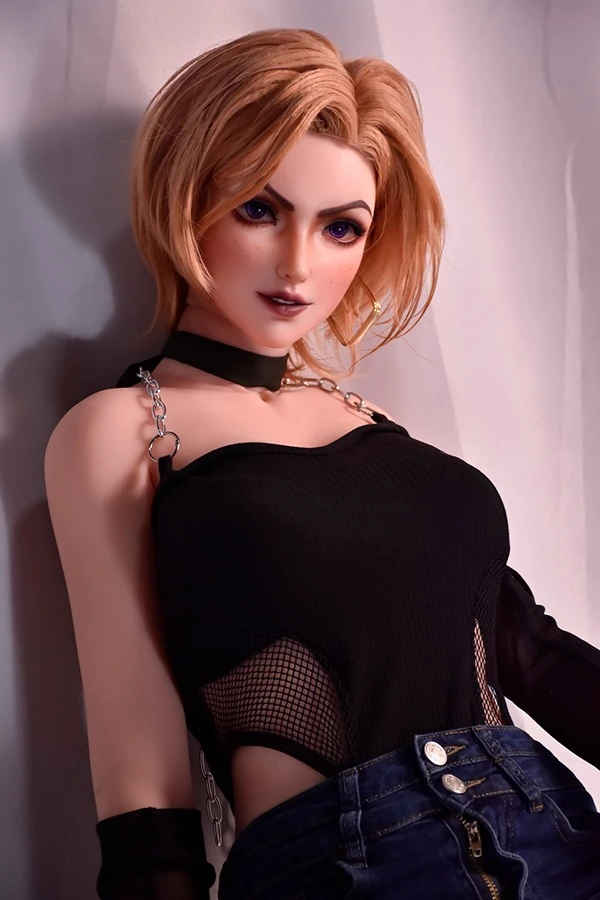 Entdecken Sie den Reiz der 165 cm großen sexy Fantasy-Anime-Puppe Tessa von Elsa Babe