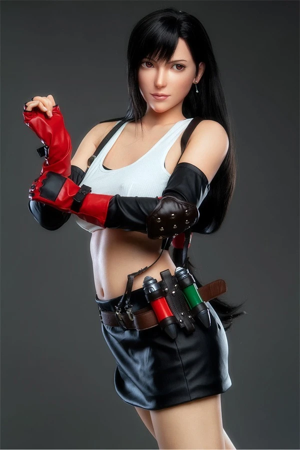Ultimate Fantasy Tifa Sexpuppe, 168 cm groß