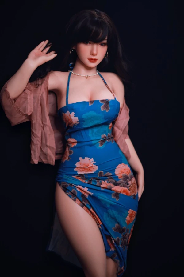 JY Doll präsentiert Anika – 163 cm große asiatische Sexpuppe mit verführerischen Kurven