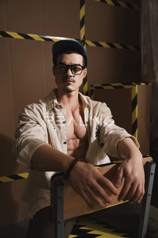 Realing Doll Ryder 180 cm Ein umfassender Testbericht der neuen realistischen männlichen Sexpuppe aus Silikon