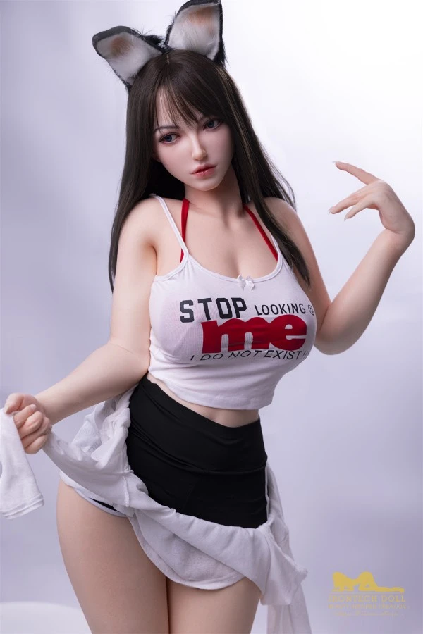 Irontech Doll präsentiert Sarai – eine atemberaubend attraktive 165 cm große Sexpuppe aus Silikon