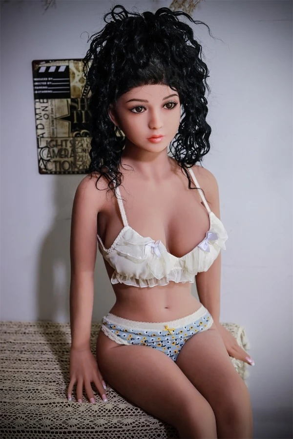 Rifrano Doll Clara 140cm Eine detaillierte Bewertung der lebensechten brünetten Sexpuppe
