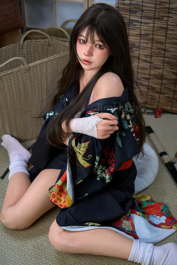 Sofia 150 cm: Eine atemberaubende realistische japanische Silikon-Sexpuppe