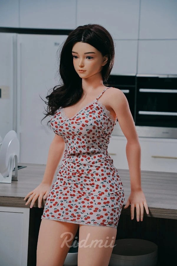 Ridmii Doll Lily 163 cm Testbericht: Ein lebensechtes Erlebnis mit einer hochwertigen realistischen Sexpuppe