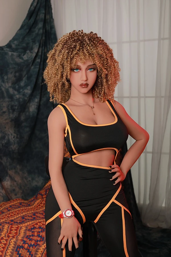 Rifrano Yara 165 cm kurvige Latina-Sexpuppe mit betonten Kurven