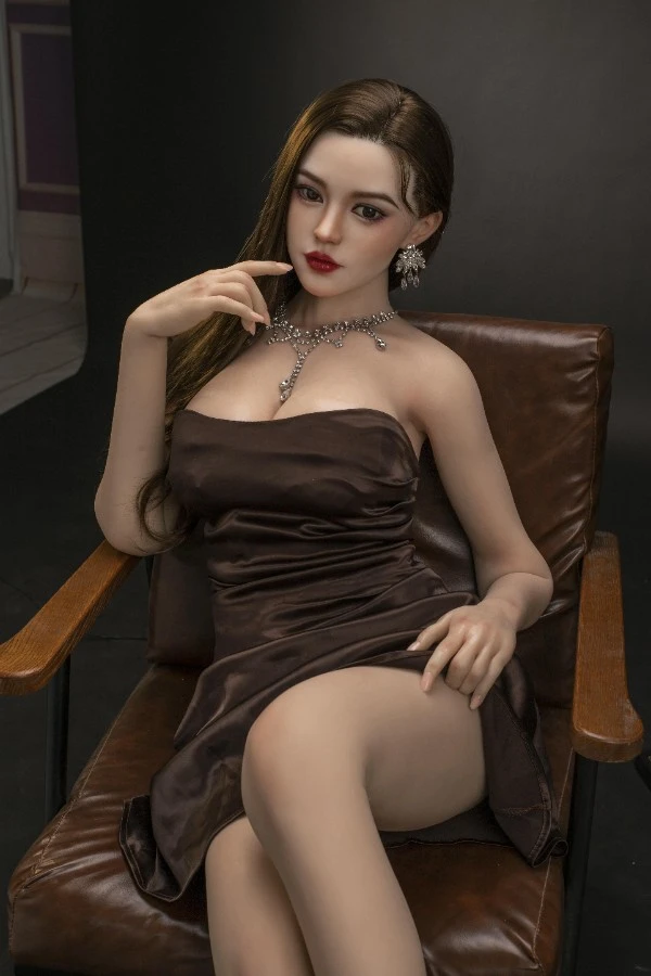 Dime Doll Dorothy 160 cm Sexpuppe aus Vollsilikon mit austauschbaren Kopf- und Körpermerkmalen