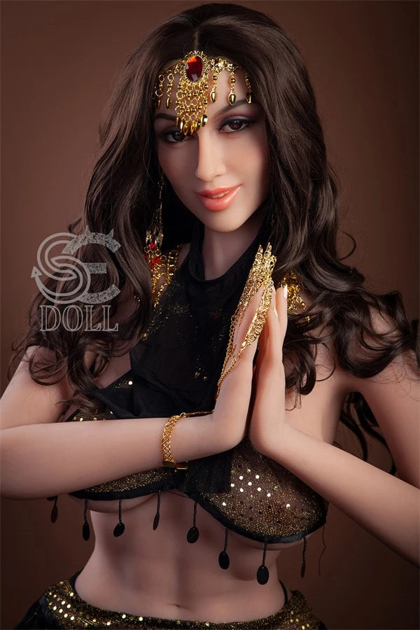 Sedoll präsentiert Parker, eine realistische 167 cm große Sexpuppe für reife Milfs