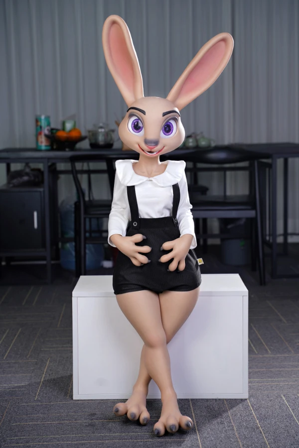 Pelzige Tierkaninchen-Silikon-Sexpuppe Rabittie von Dolls Castle – Ein nahtloses Kopf- und Körpererlebnis
