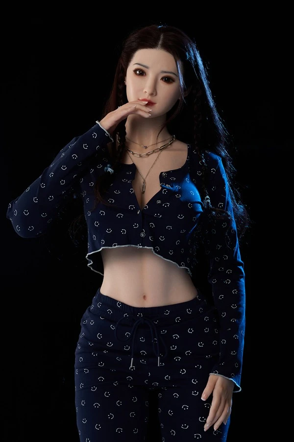 CST Doll präsentiert Bailey 165 cm, eine atemberaubend realistische Sexpuppe in Lebensgröße