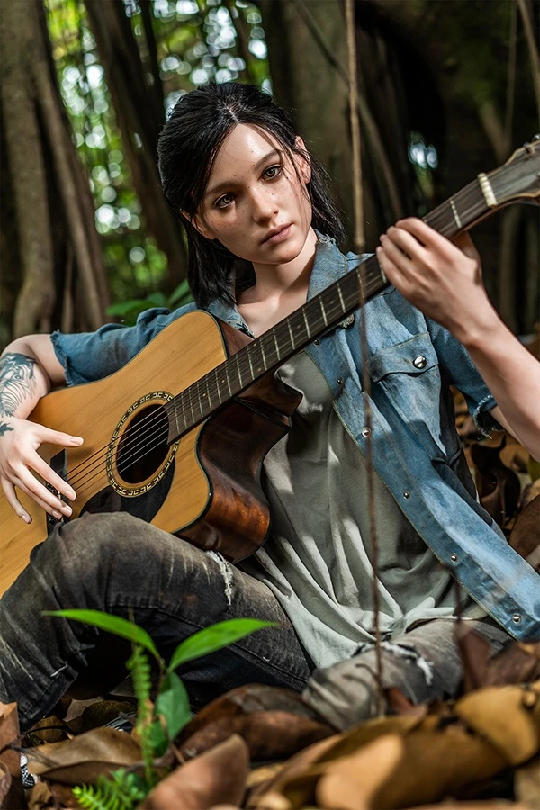 Hyperrealistische Ellie-Sexpuppe aus The Last of Us 168 cm von Game Lady