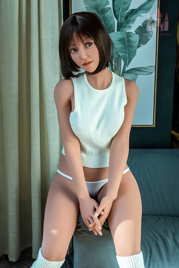 Dolls Castle präsentiert Olivia, eine atemberaubende, 163 cm große, realistische Liebespuppe