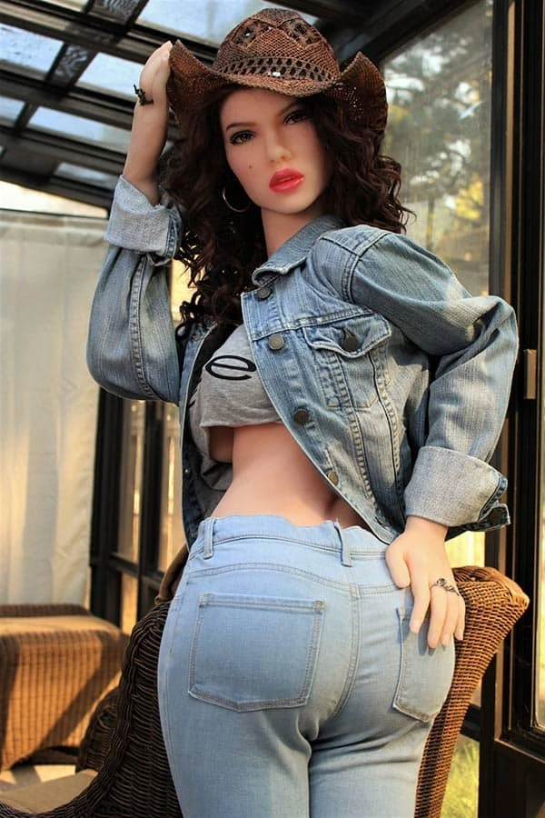 Wir stellen die HR-Puppe Willow vor: Das verführerische 161 cm große Cowgirl mit zierlicher Oberweite