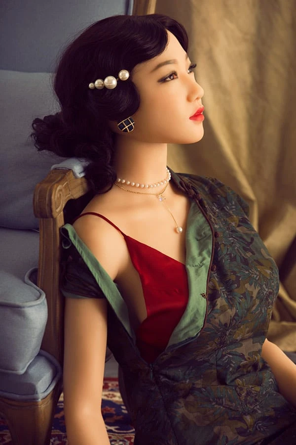 Überprüfung der realistischen und verführerischen 161 cm großen chinesischen Sexpuppe Celia