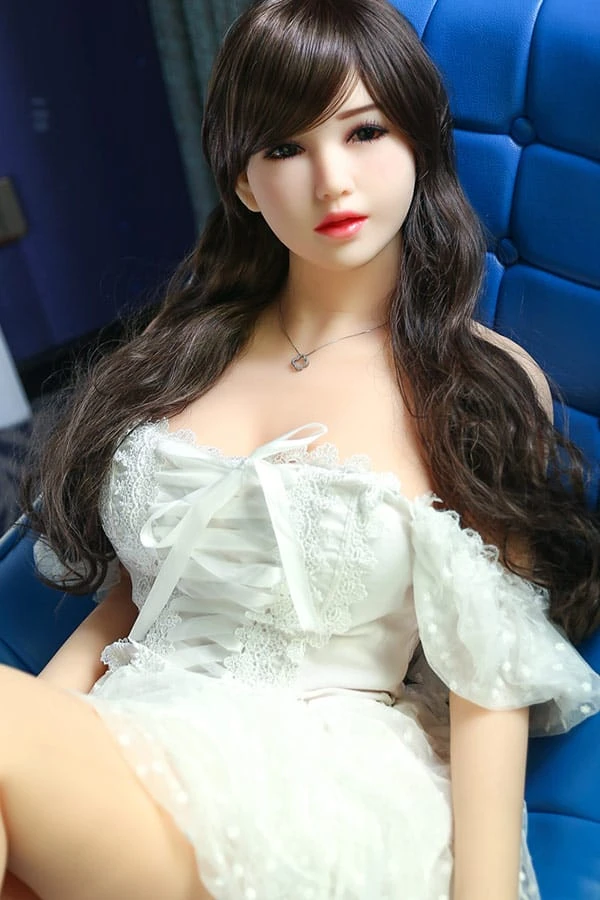 Die realistische 165 cm große asiatische Liebespuppe Daisy bringt Charme und Intimität