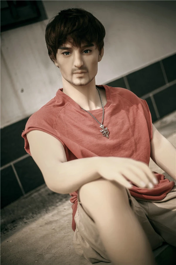 Qita Doll Kayden 175 cm Lebensgroße, muskulöse männliche Puppe im Test