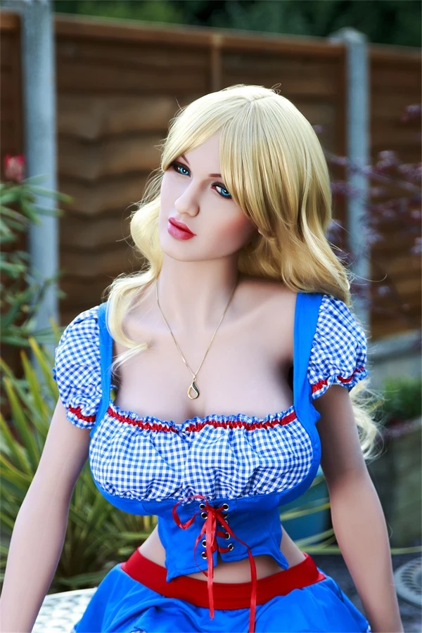 SMDOLL präsentiert Jayla, eine realistische 158 cm große blonde Erwachsenenpuppe