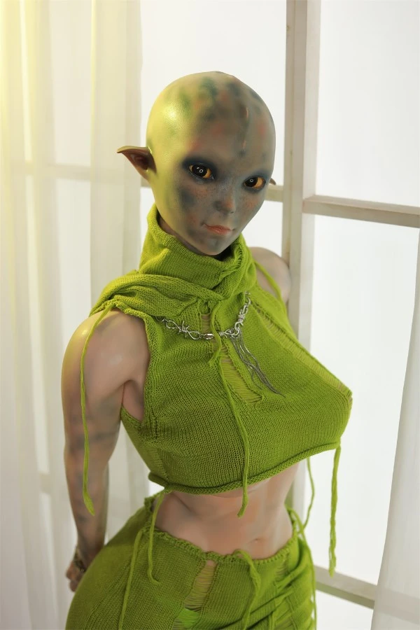 Rifrano Nalani Fantasy Alien Sexpuppe Bewertung 153cm