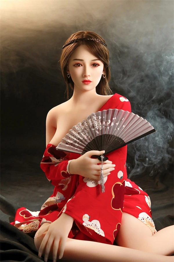 Bewertung von SY Doll Adabelle 165 cm realistische japanische Begleitpuppe